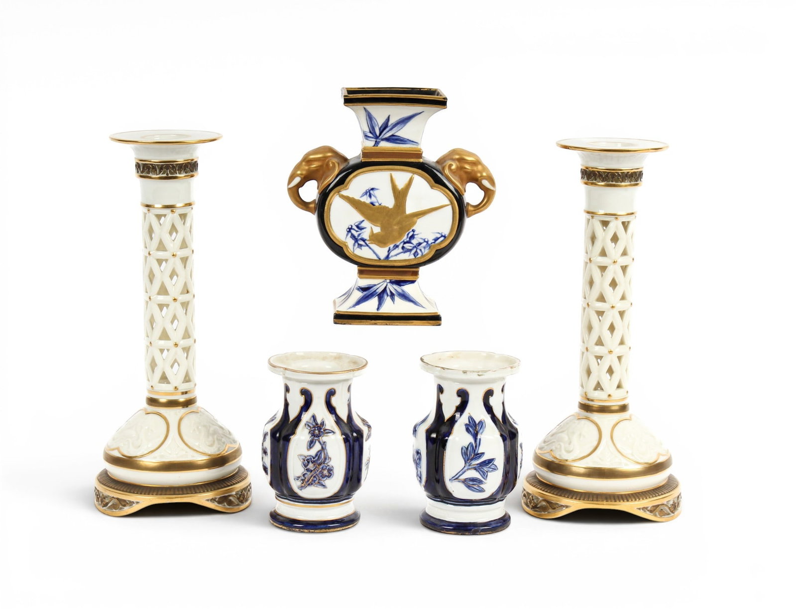 Pair of Royal Worcester Porcelain Openwork Candlesticks Retailed By Theodore B. Starr, New York (1 of 19)