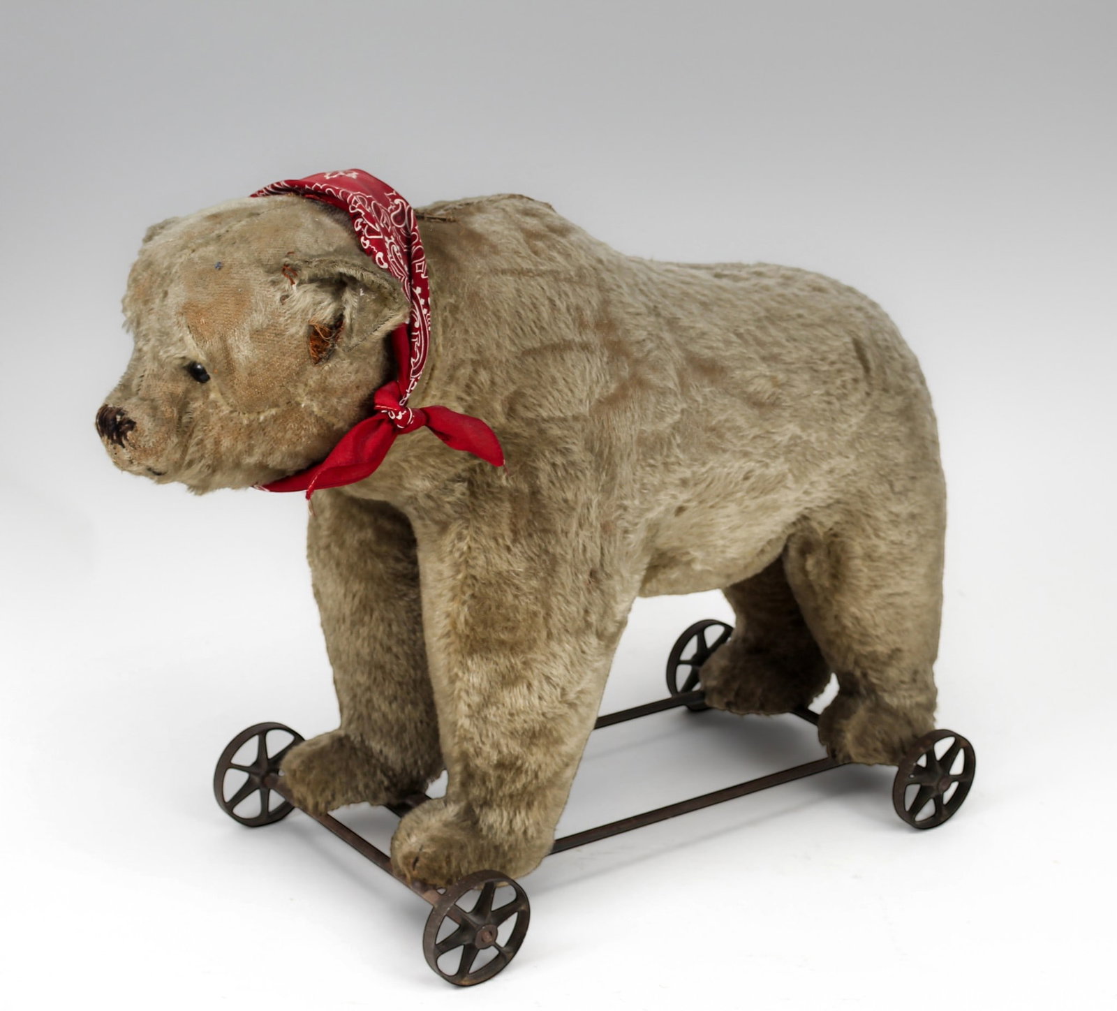 Pull Along Mohair Steiff Bear on Wheels (1 of 9)