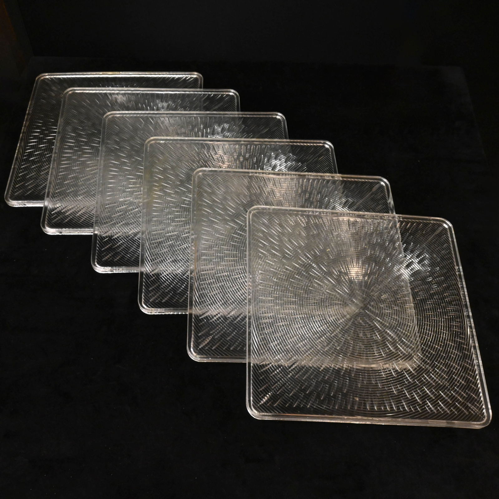 Set of 6 matching 12" x 12" holophane square lenses: Set of 6 matching 12" x 12" holophane square lenses. Please note chips in photos. 12" x 12" square, 0.375" thick. This item is offered with no reserve.