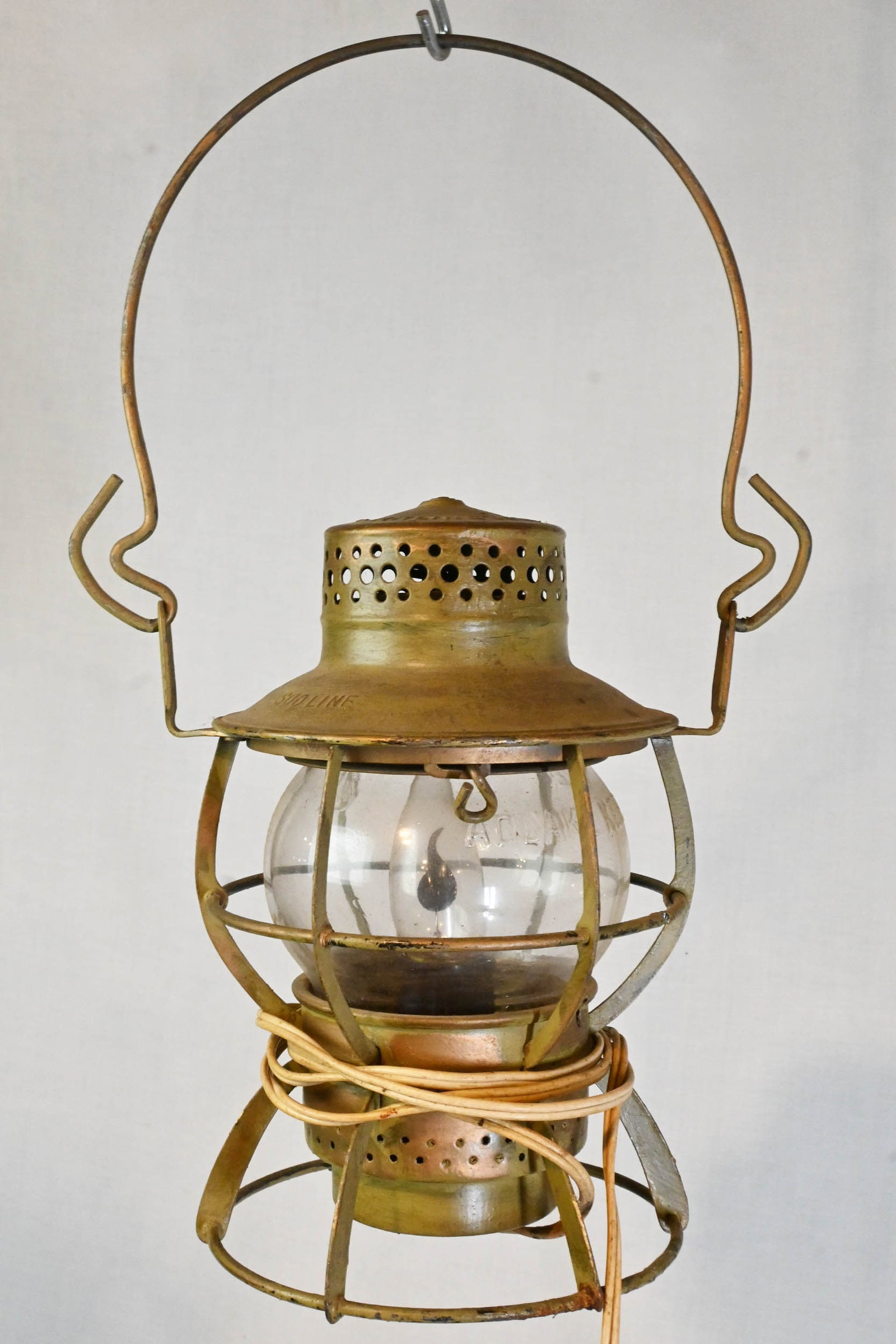 Dressel Adlake Kero converted steel lantern: Dressel Adlake Kero converted steel lantern. 14.5" tall with handle extended. 9.125" diameter. Cord length is 64". This item is offered with no reserve.