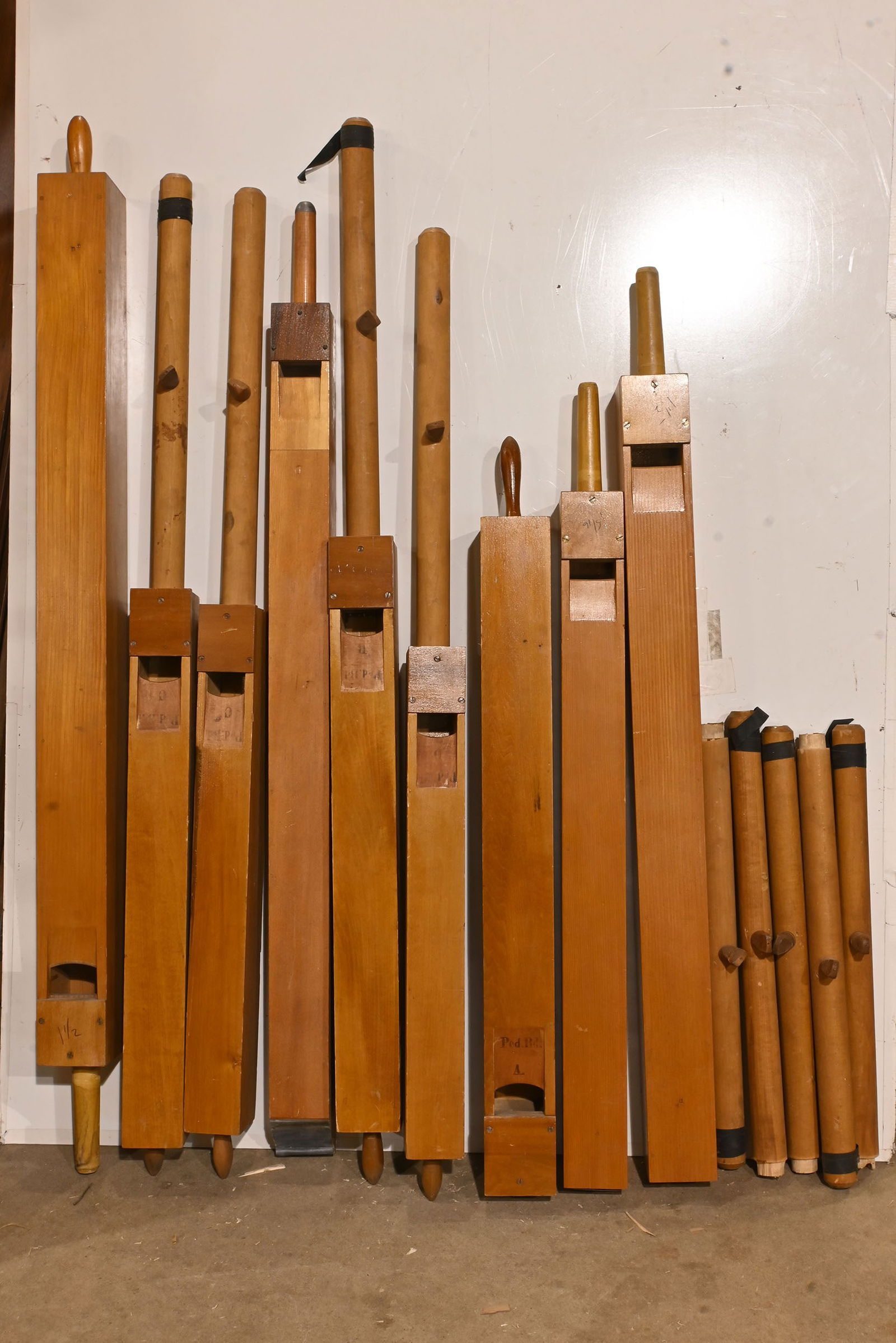 1ST GROUP of nine maple wood pipe organs: 1ST GROUP of nine maple wood pipe organs. This group of maple wood pipe organs came from a Minneapolis, MN church. Dimensions range from 38 to 56.75 inches tall, 3 to 3.625 inches wide, 3.625 to 4.25