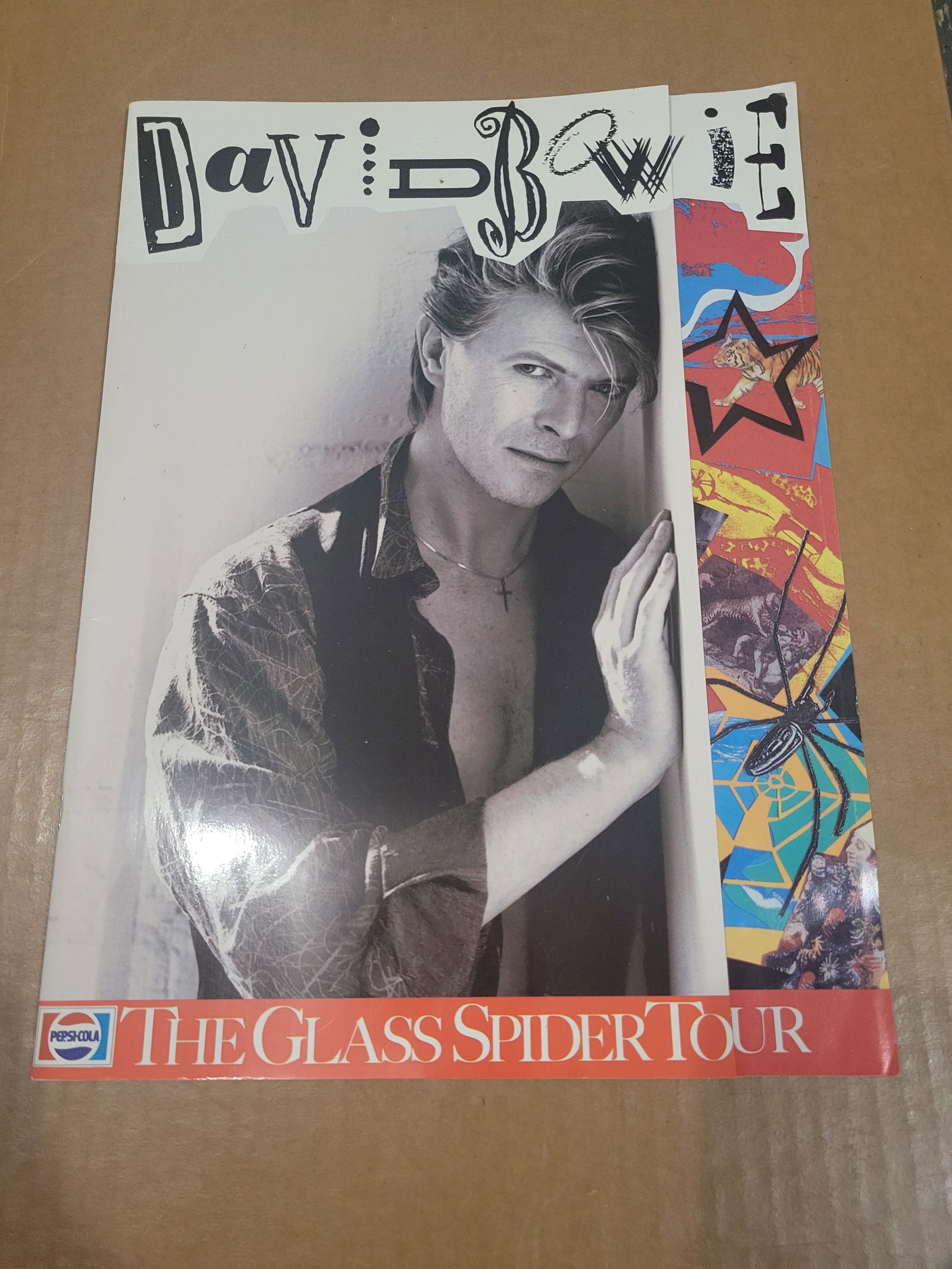 Vintage David Bowie Glass Spider Tour Program (1 of 3)