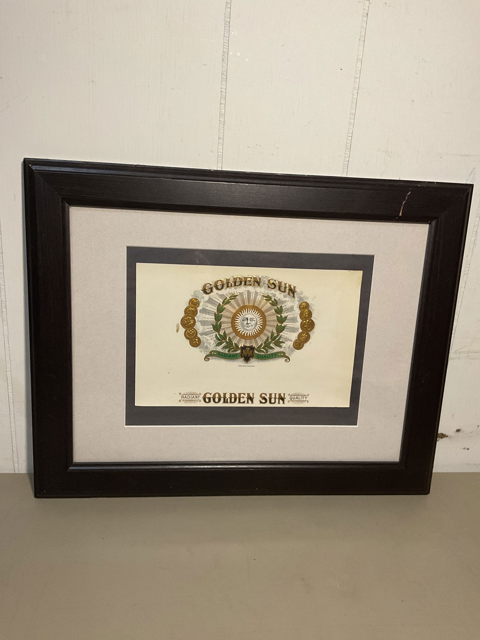 Vintage framed golden Sun cigars label (1 of 2)