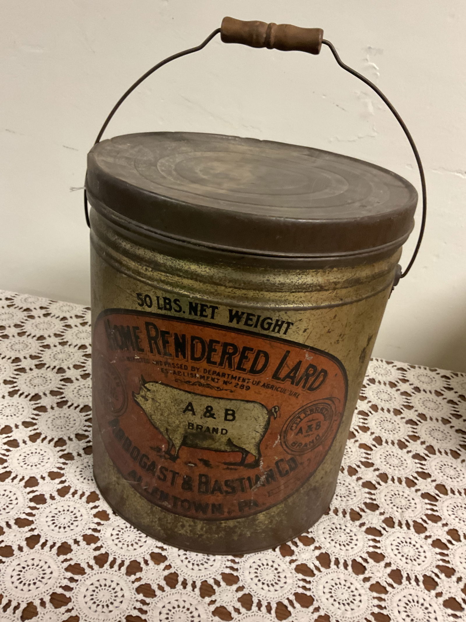 Arbogast and bastion rendered lard tin 50 pounds (1 of 3)