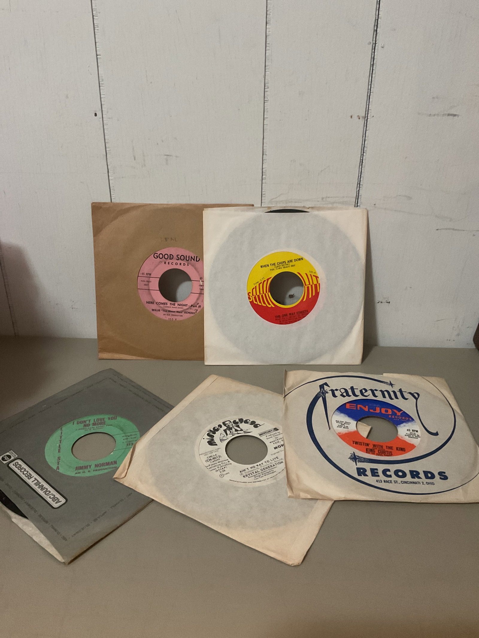 Lot of 45 rpm vinyl records: All are playableVG-Exc condition Most came from a old record station