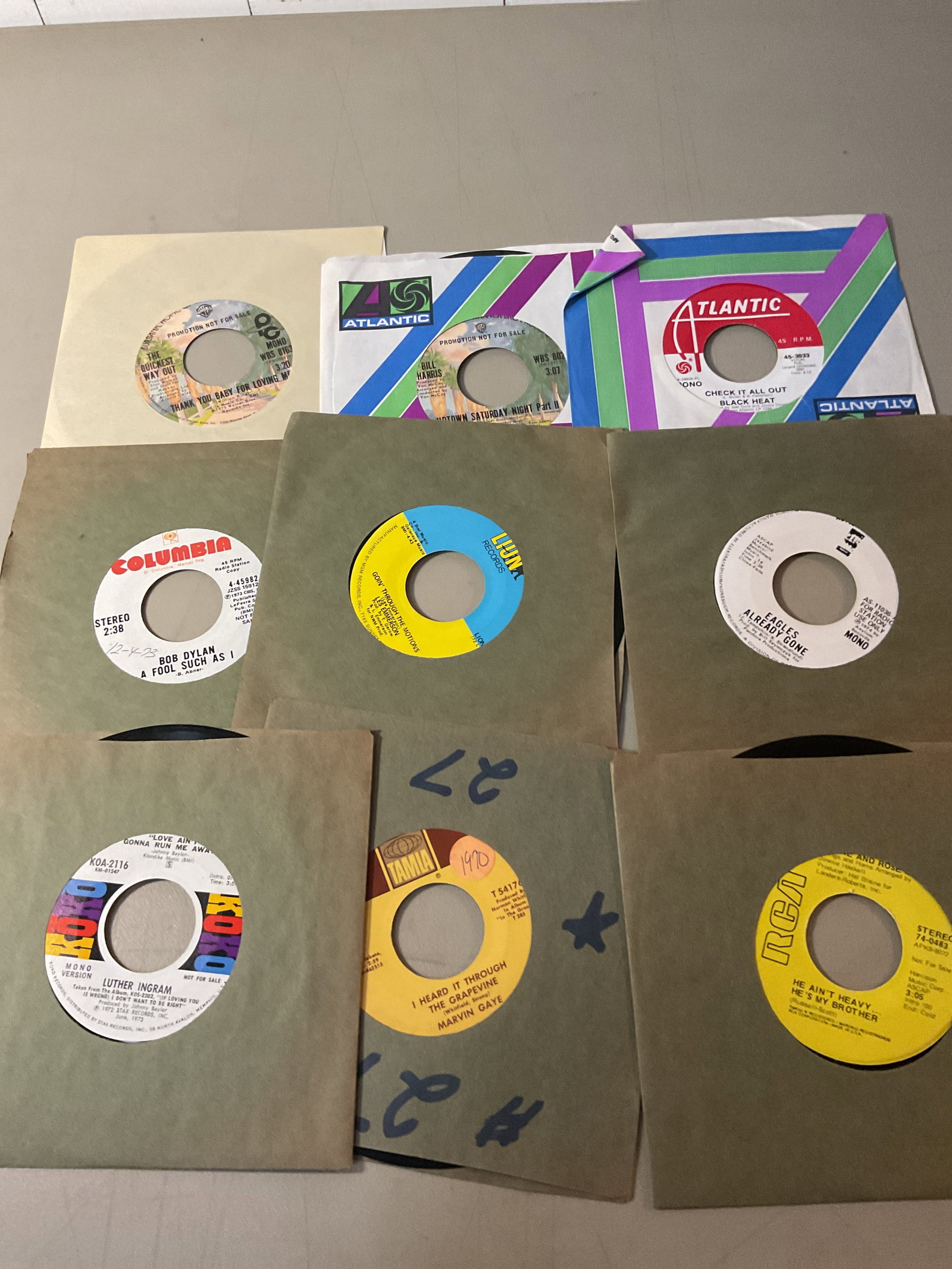 Lot of 45 rpm vinyl records: All play and graded VG to EXCMost came from a radio station and many collections