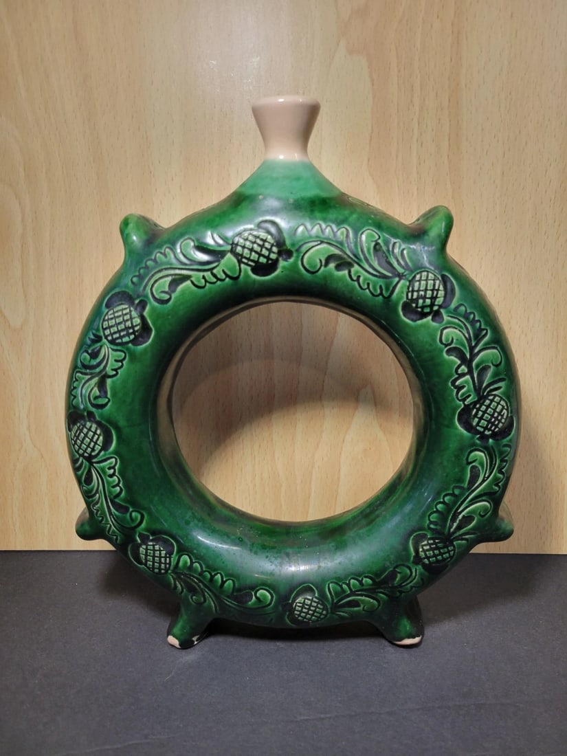 Vintage Hand Paknted Hungarian Folk Art Pretzel Vase: Vintage Hand Paknted Hungarian Folk Art Pretzel Vase