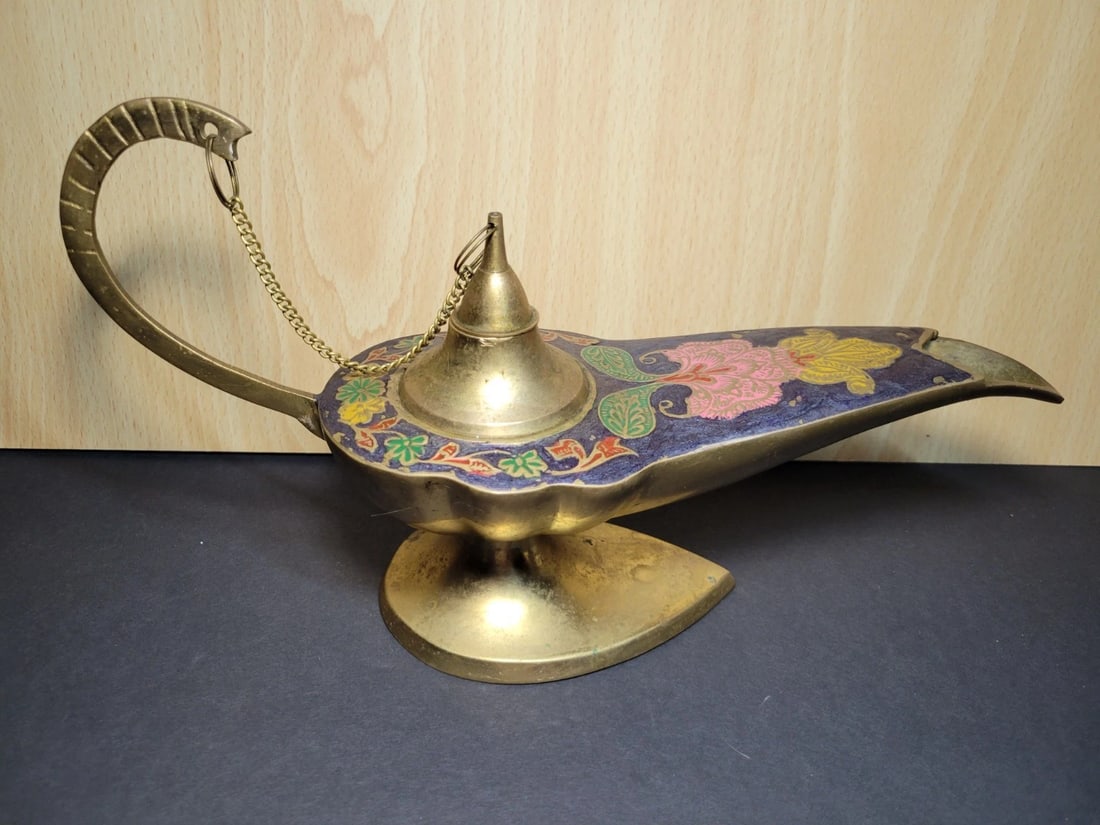 Vintage Aladdin Oil Lamp Genie / Ornate Chirag Incense Burner Brass Enamel: Vintage Aladdin Oil Lamp Genie / Ornate Chirag Incense Burner Brass Enamel