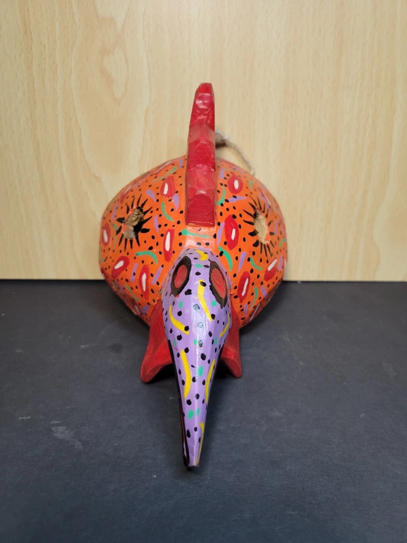 Vintage Vibrant Guatemalan Hand Painted Hen Rooster Mask: Vintage Vibrant Guatemalan Hand Painted Hen Rooster Mask. Approximately 6 inches tall.