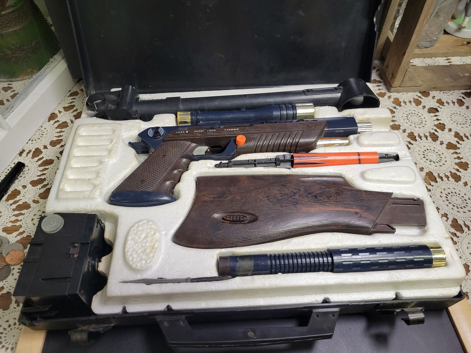 1960s Secret Sam Spy Kit Toy: Comes with case and contents Case has trouble closing