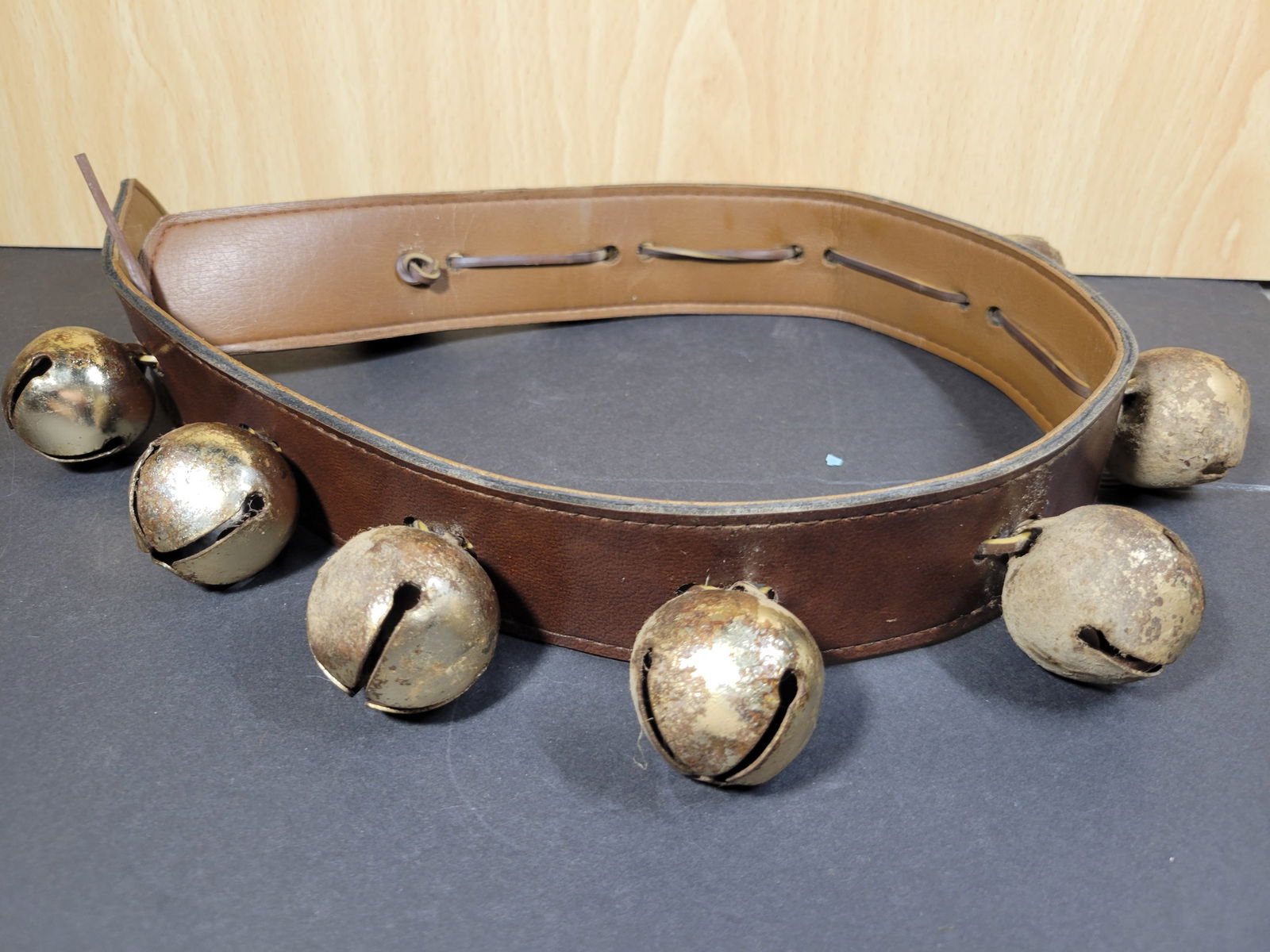 Early Leather Strap Sleigh Bells (1 of 4)