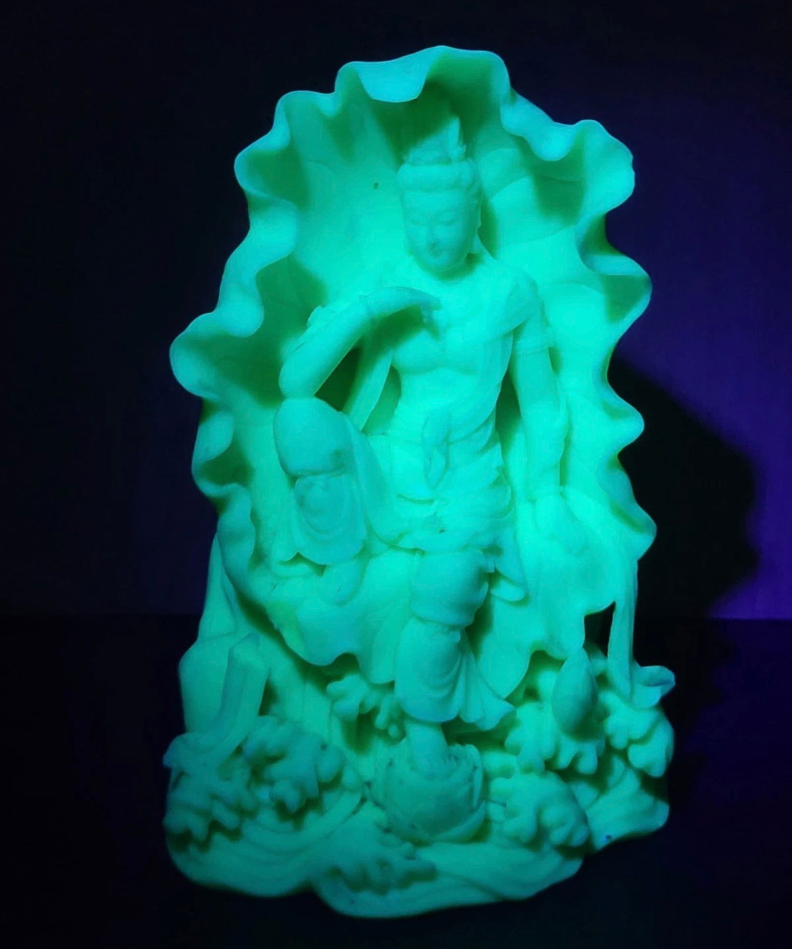 Vintage UV Buddha Statue Quan Yin: 8” tallNot sure on material