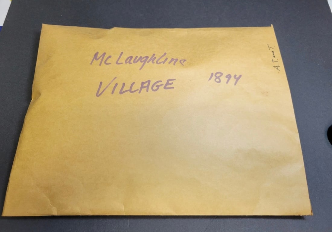 Antique 1894 McLoughlin BROS Pretty Village Set 1894 (1 of 4)