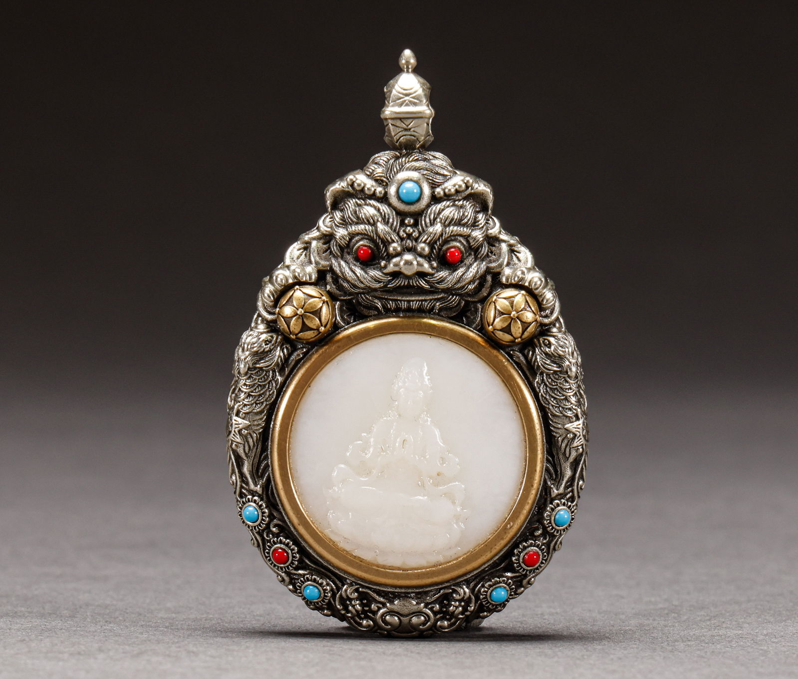 Qing Dynasty Hotan Jade Heart Turning Pendant (1 of 5)