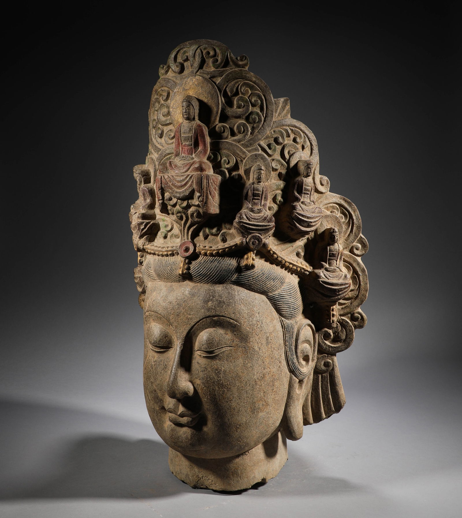 Before the Ming Dynasty, painted stone Buddha heads (1 of 7)
