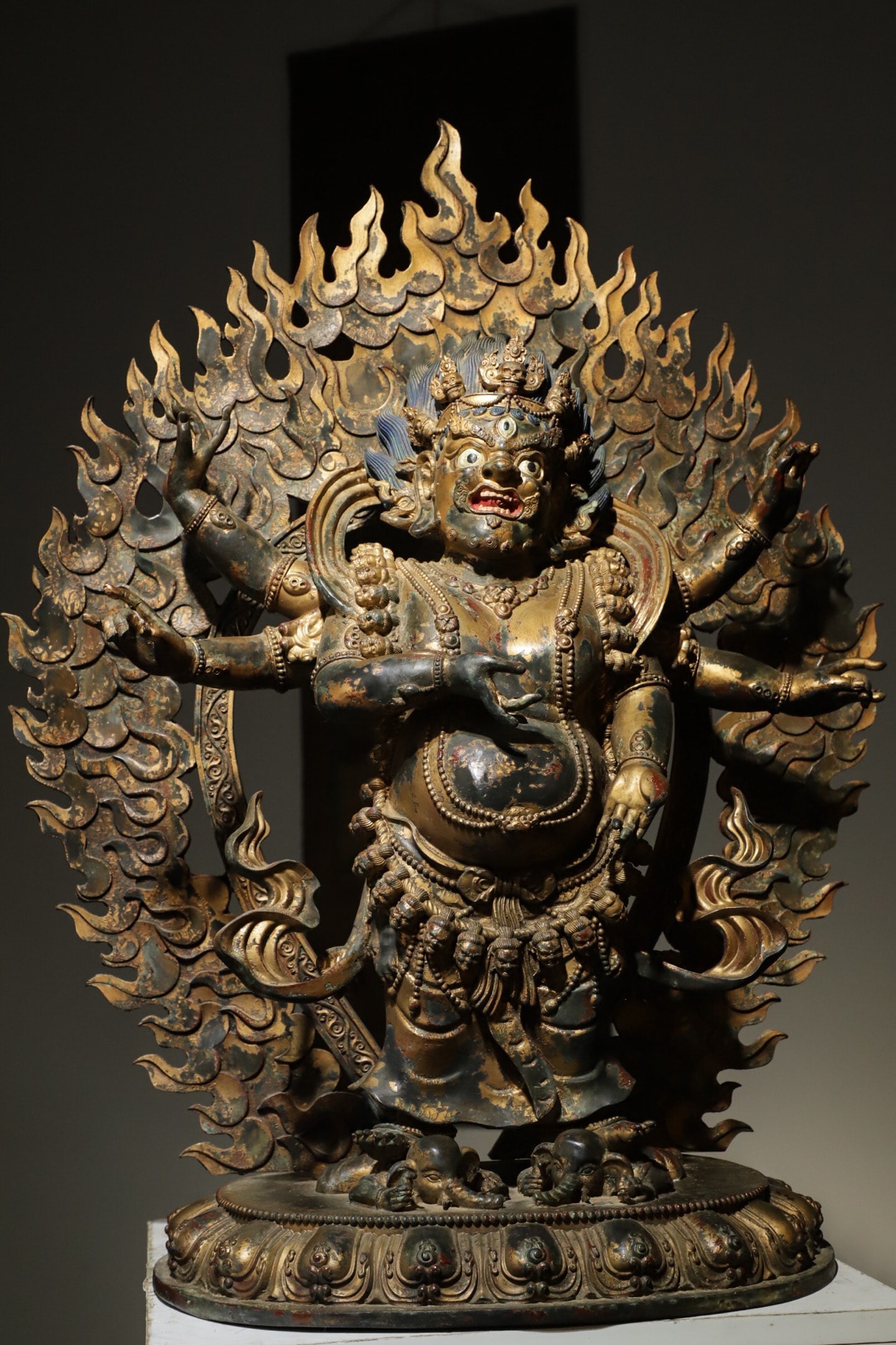 Qing Dynasty Bronze Gilded Six Armed Black Sky Statue (1 of 9)