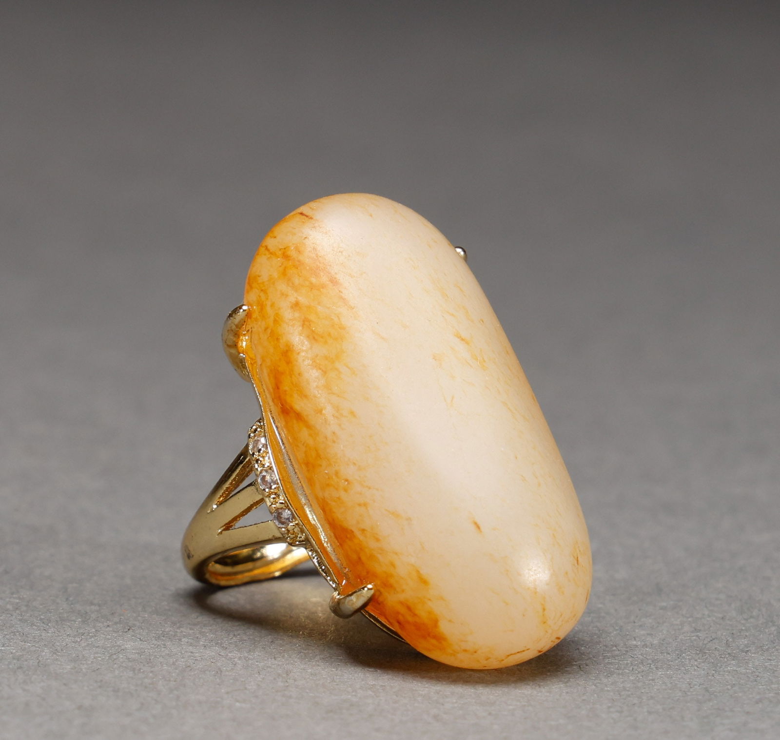 Qing Dynasty Hotan Jade Ring (1 of 5)