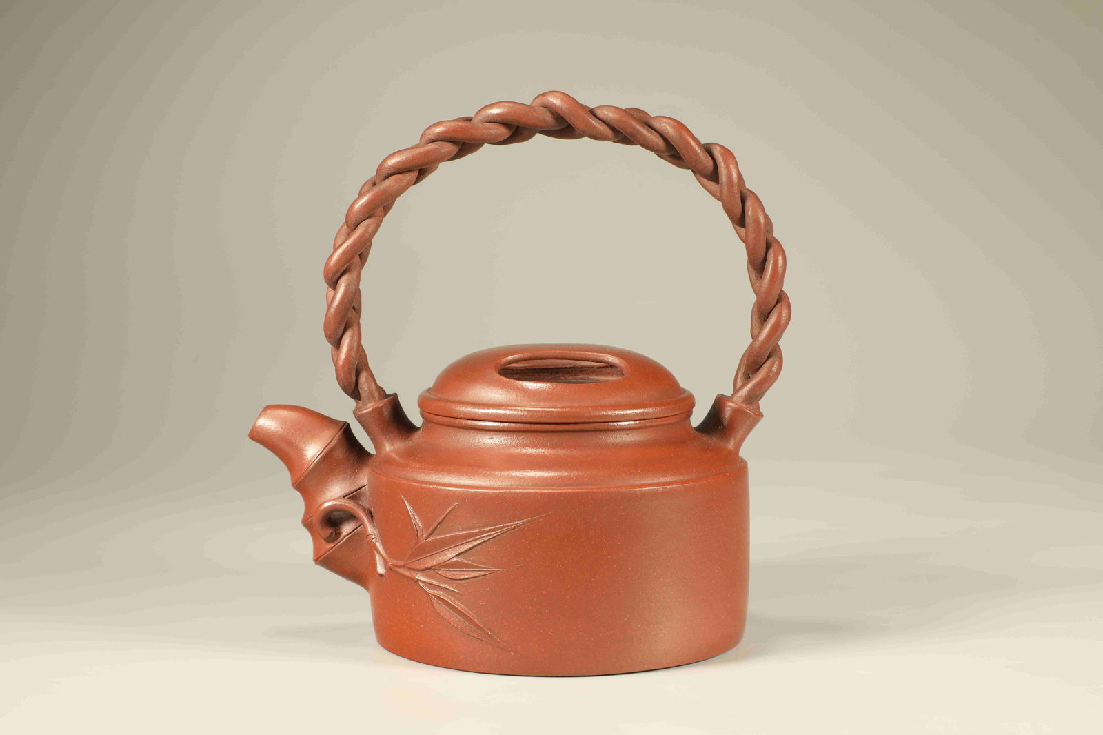 Qing Dynasty purple clay cowhide Fried Dough Twists handle pot (1 of 6)