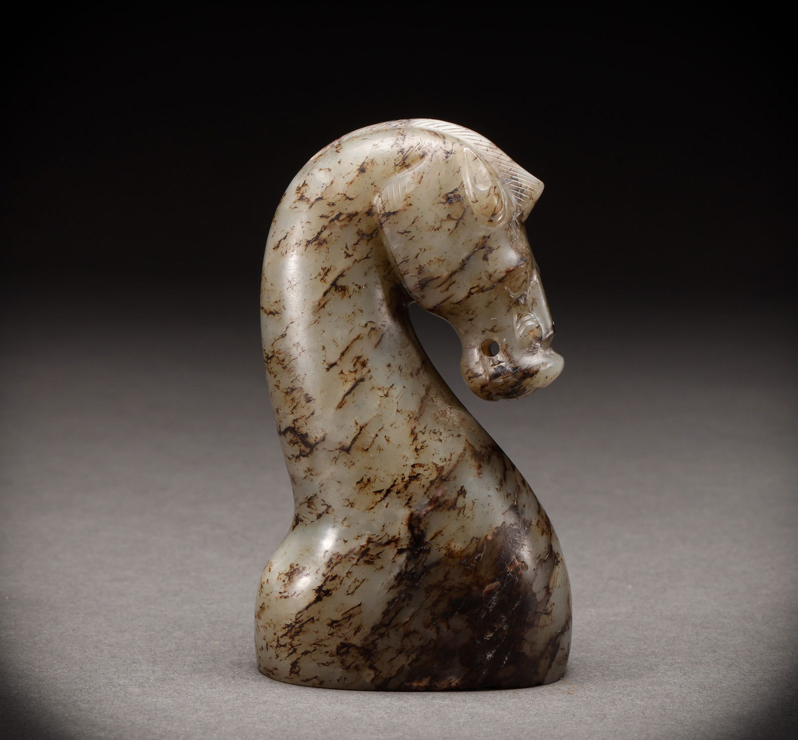 Hotan Jade Horse Head in Qing Dynasty (1 of 7)