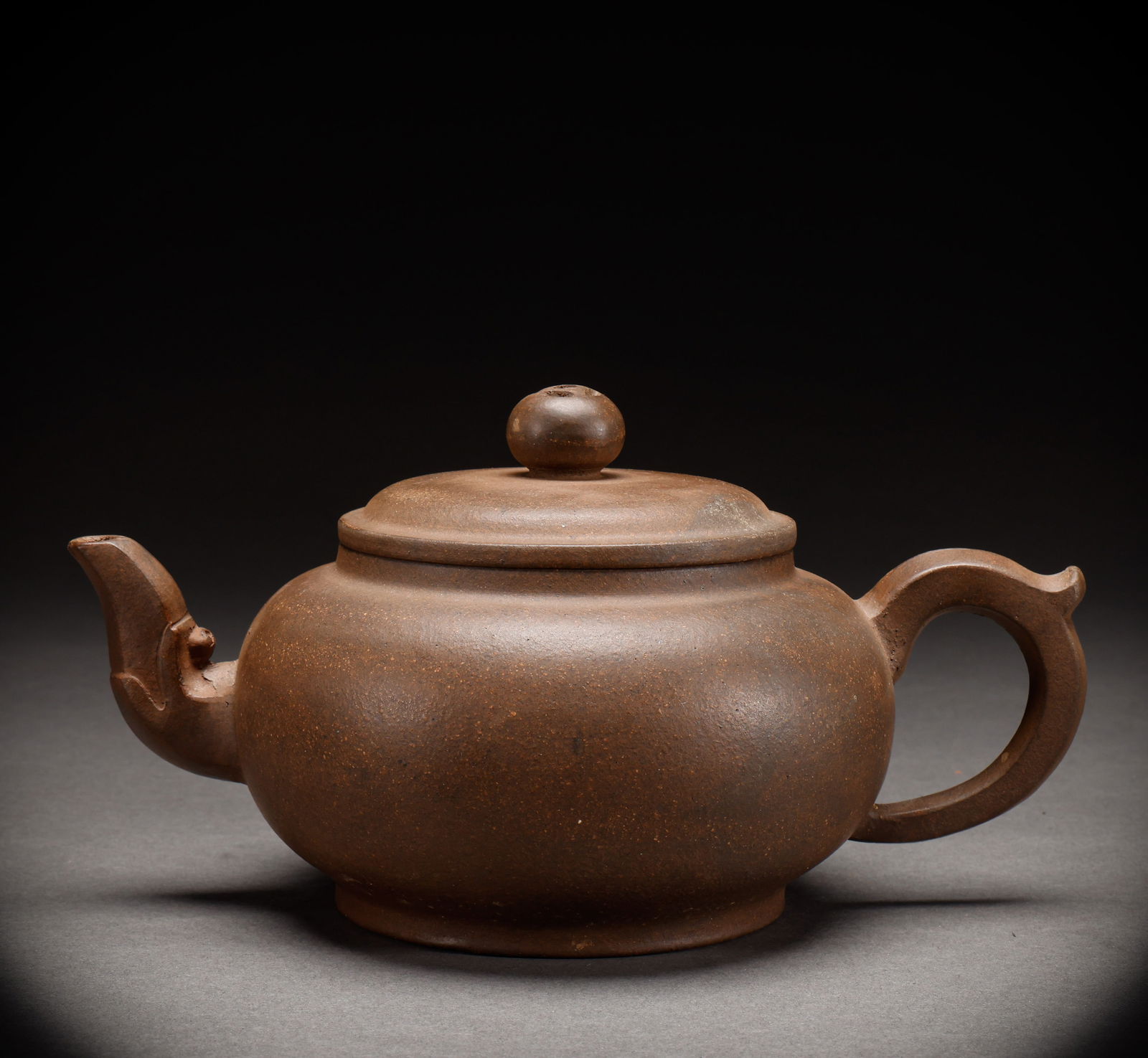 Qing or Republican purple clay teapot (1 of 6)