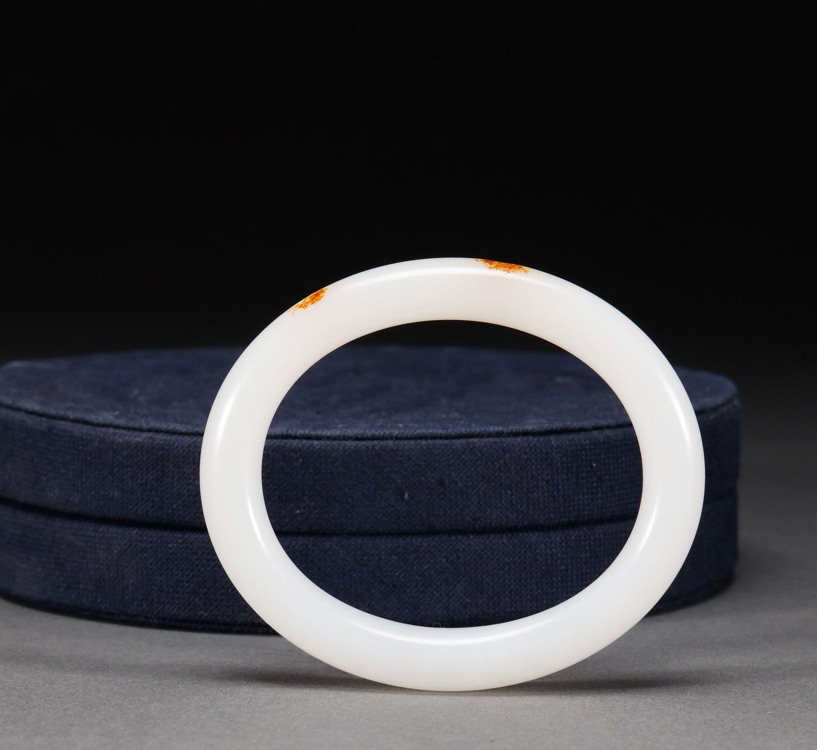 Qing Dynasty Hotan Jade Concubine Bracelet (1 of 6)