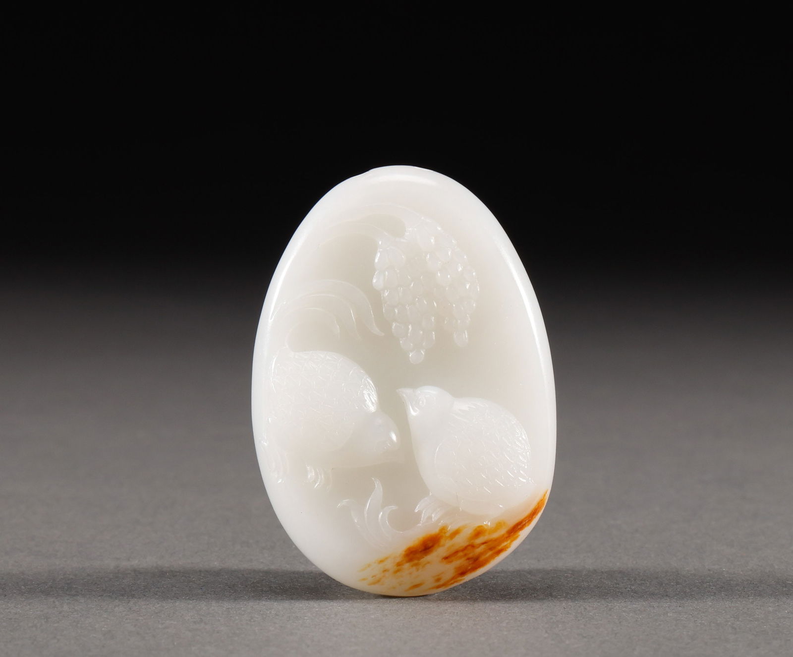 Hetian Jade Pendant of Qing Dynasty (1 of 5)