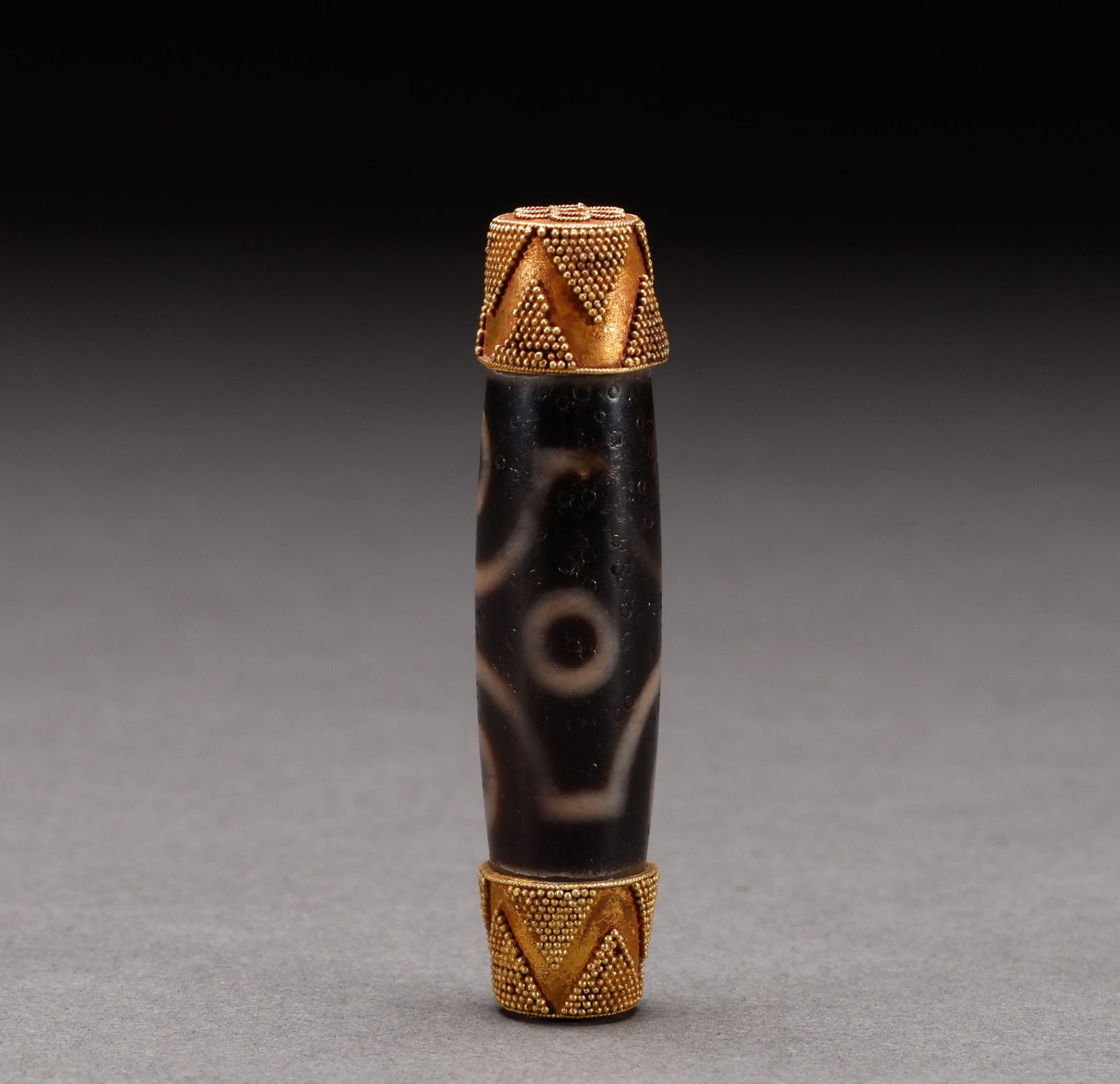 Qing Dynasty Tianzhu: Height: 6cm, width: 1.5cm, weight: 21g