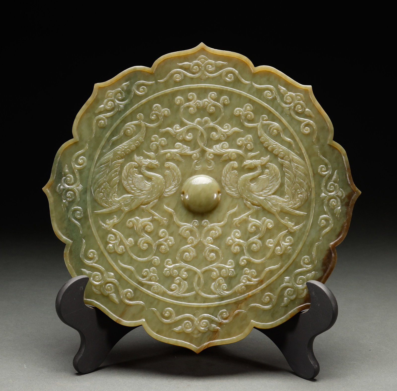 Mirror with Tian Yufeng pattern before the Ming Dynasty: Height: 29cm, Width: 1cm, Weight: 1061g
