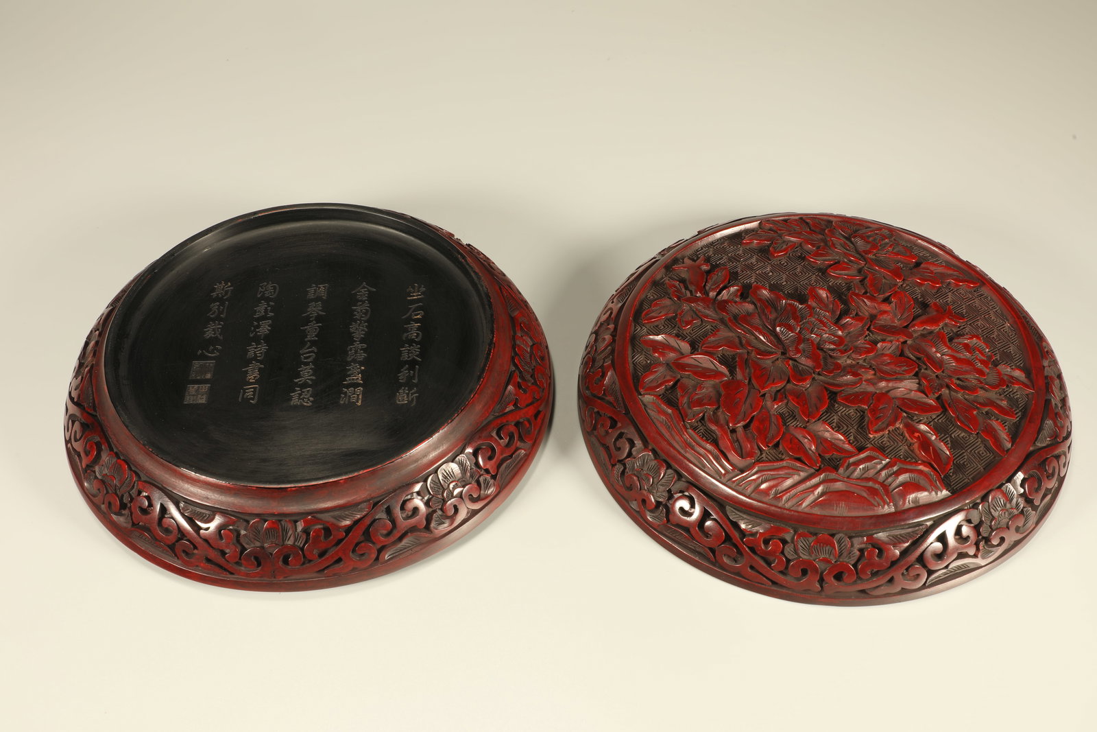 Lacquer Flower Pattern Cover Box - 6