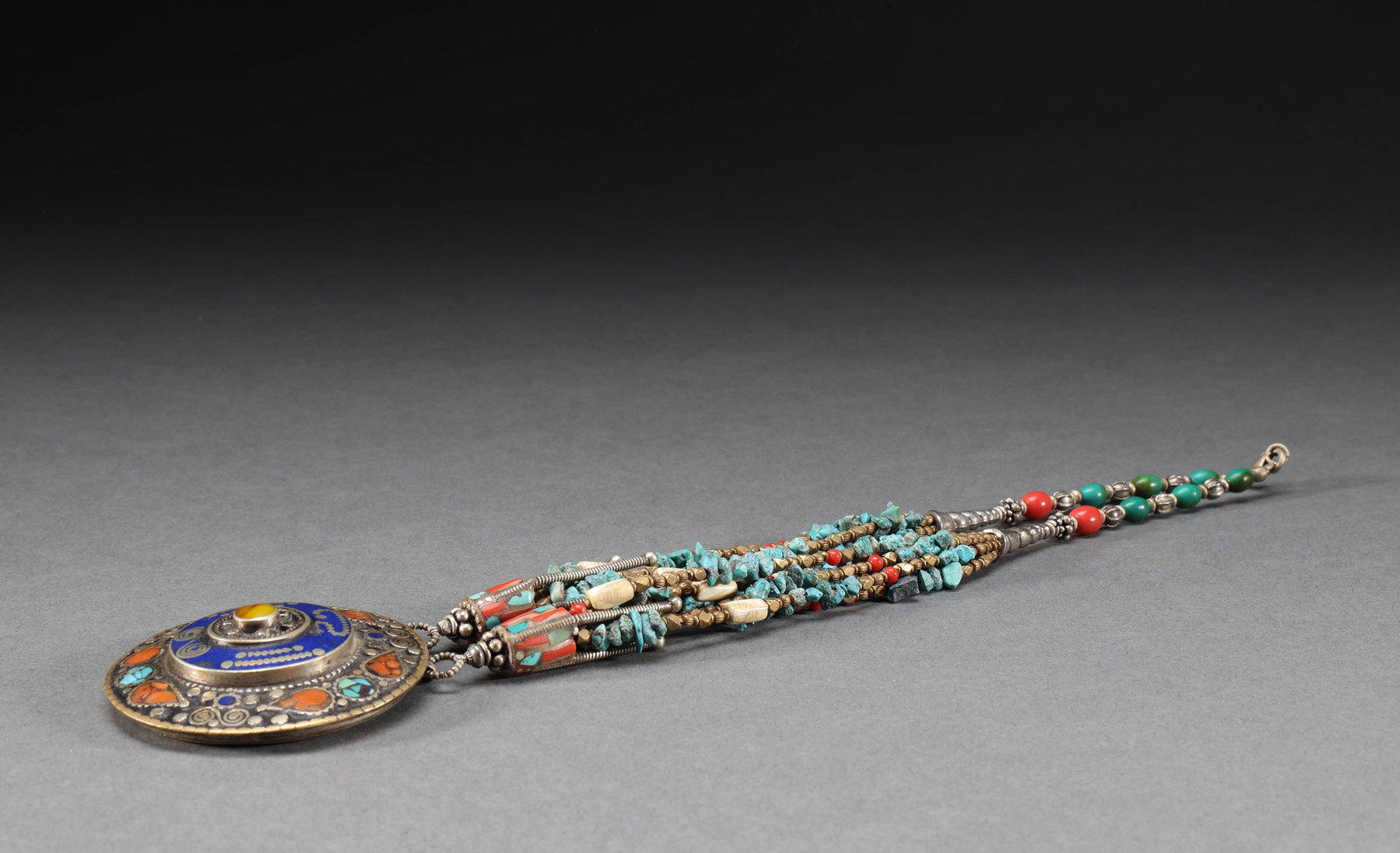 Eight Treasures and Accessories of Ethnic Minorities in the Qing Dynasty (1 of 5)