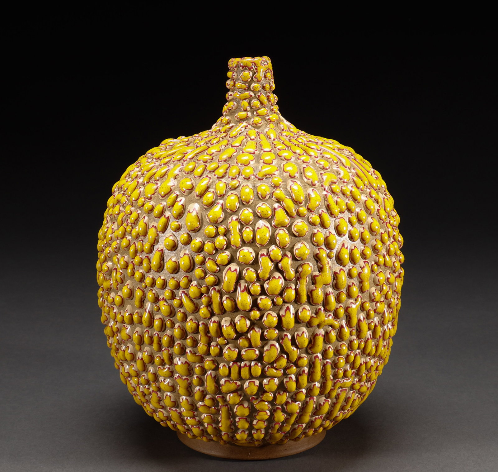 Before the Ming Dynasty, Jun kiln pearl bottles: Height: 21cm, width: 16cm, weight: 1401g