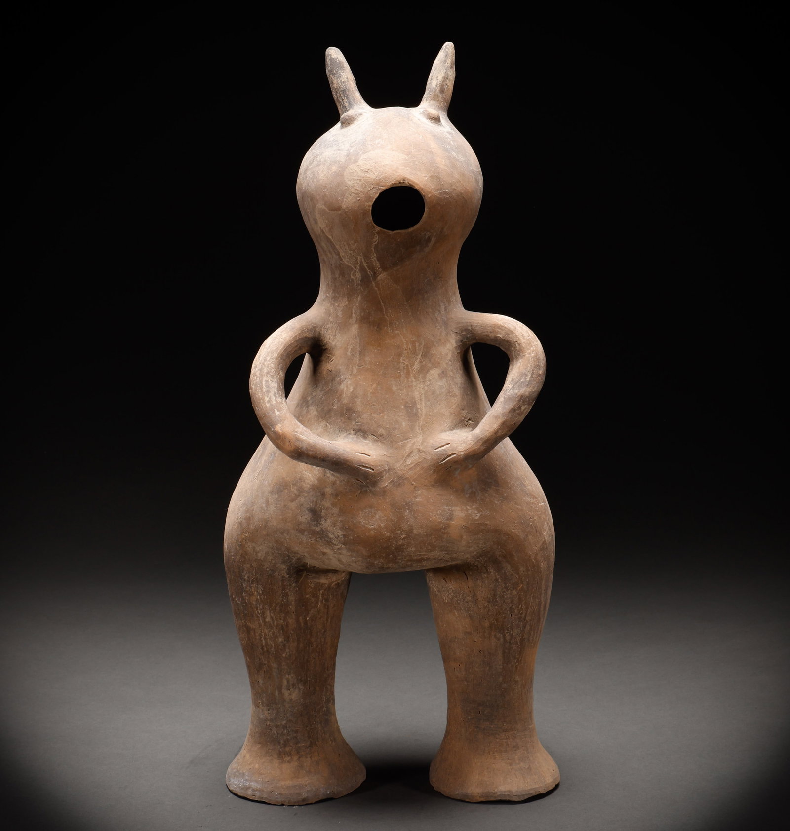 Before the Ming Dynasty, Tao Tu: Height: 51cm, Width: 21cm,