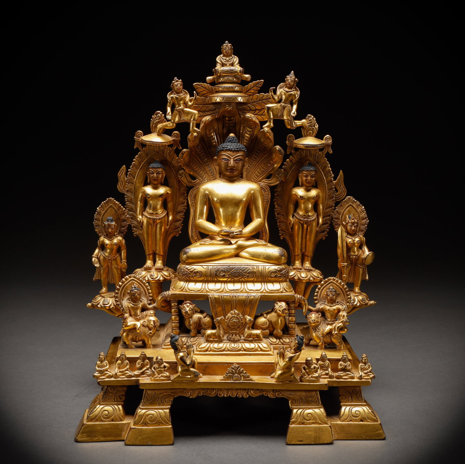 Bronze gilded Buddha statues from the Ming Dynasty: Height: 32cm, Width: 26cm, Weight: 5460g