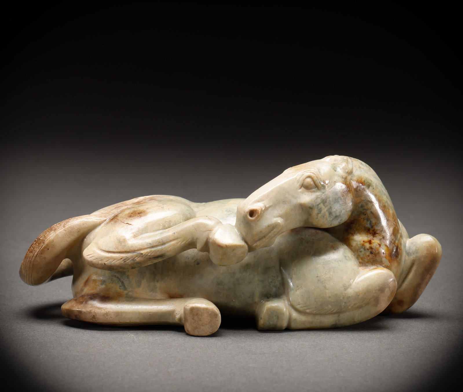 He and Tian Yuma before the Ming Dynasty: Height: 6cm, Width: 15cm, Weight: 571g