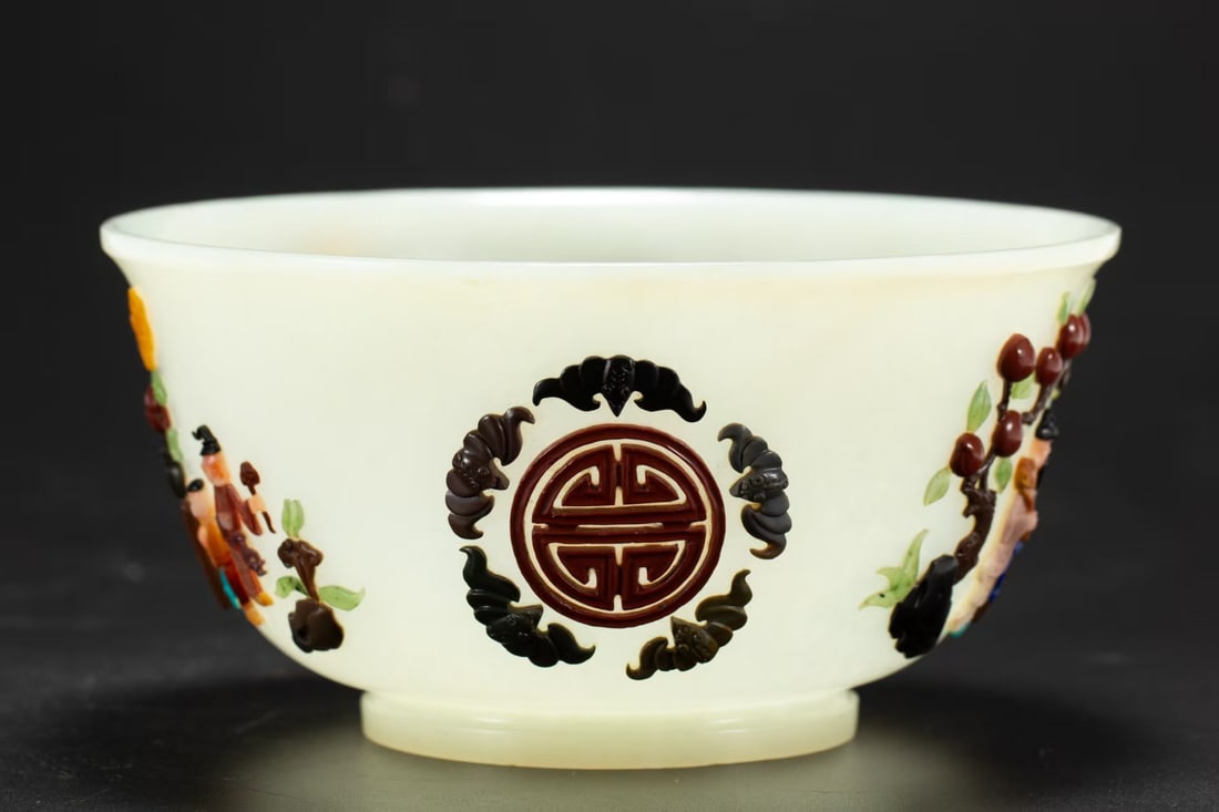 Hotan Jade bowl inlaid with hundreds of treasures in the Qing Dynasty: Height: 8.5cm, Width: 16.8cm,