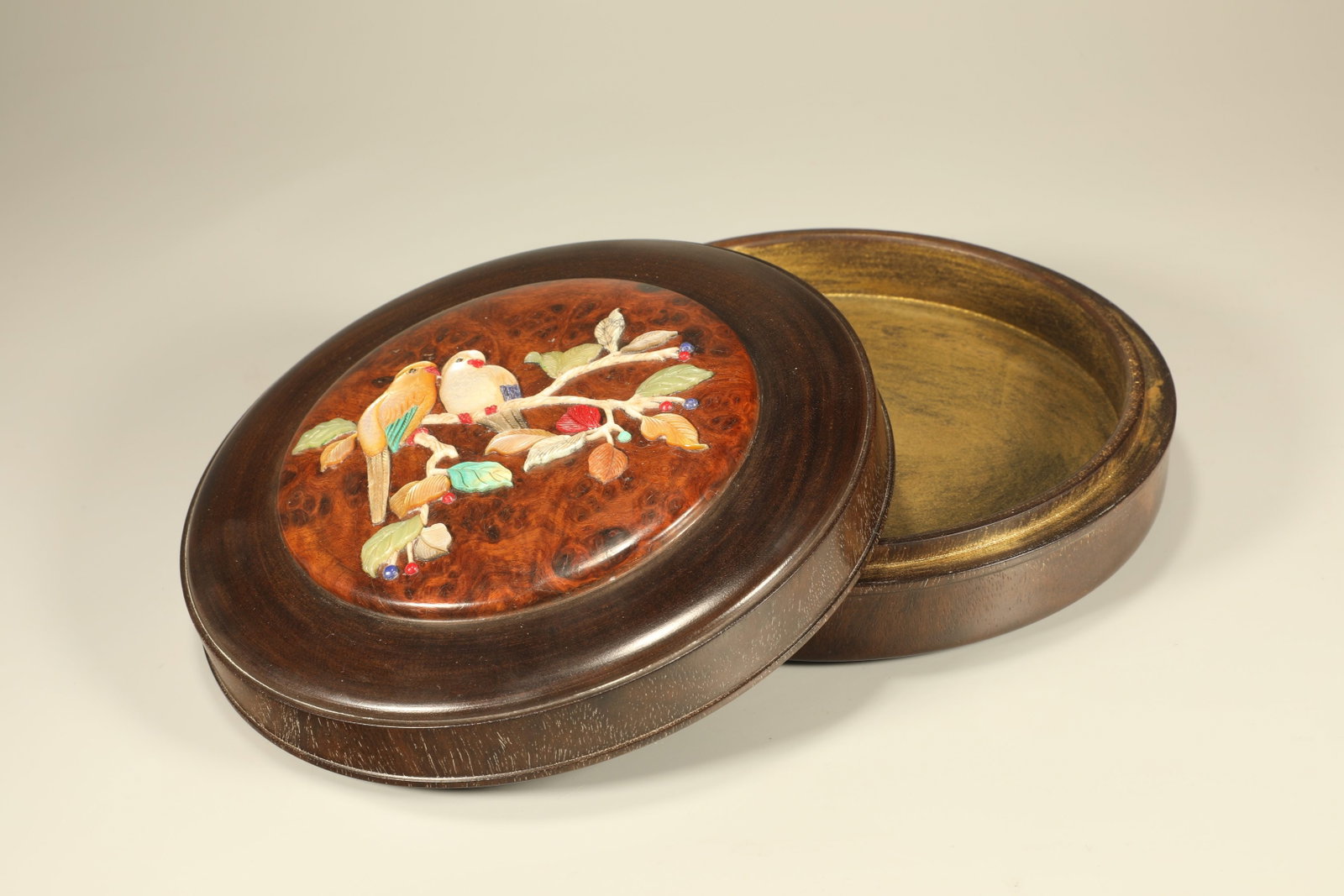 Qing Dynasty Purple Sandalwood Embedded Cherry Wood Hundred Treasures Flower and Bird Cover Box: Height: 5.5cm, Width: 17cm,