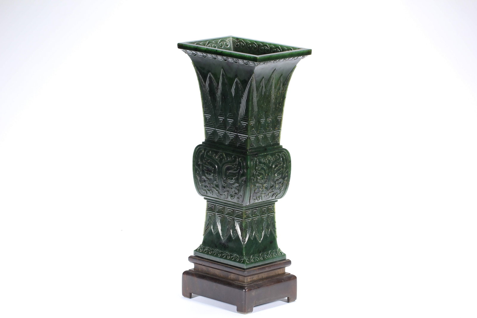 Qing Dynasty Hetian Biyu Banana Leaf Zun: Height: 33cm, Width: 14.5cm,