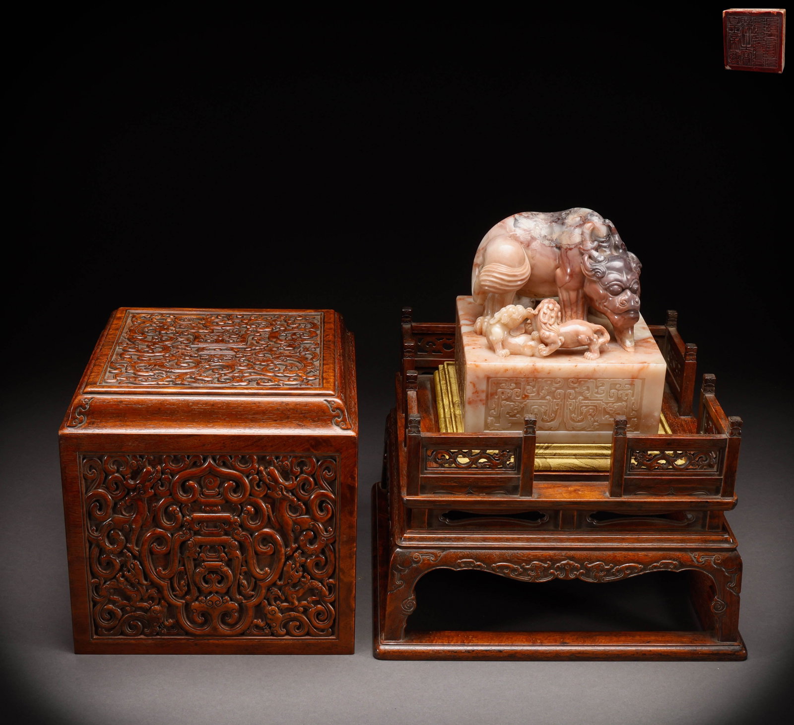 Qing Dynasty Shoushan Stone Seal (Huanghua Pear Cover Box): Height: 19cm, Width: 17cm, Weight: 7471g