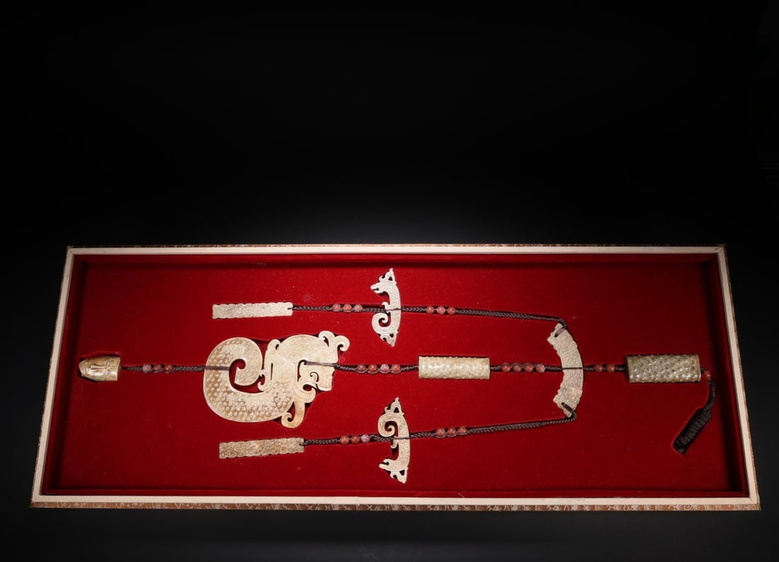 Hotan Jade accessories before the Ming Dynasty (1 of 9)