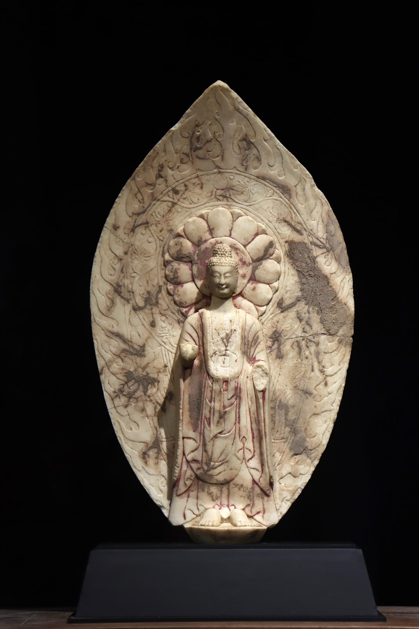 Qing Dynasty Han white jade backlit Buddha: Height: 61cm, Width: 30cm,