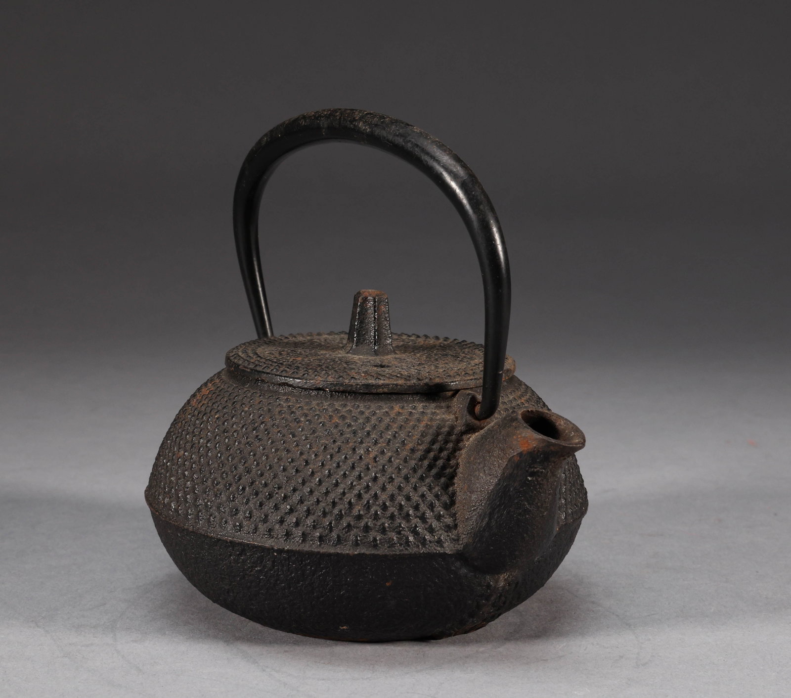 Japanese iron pot - 4