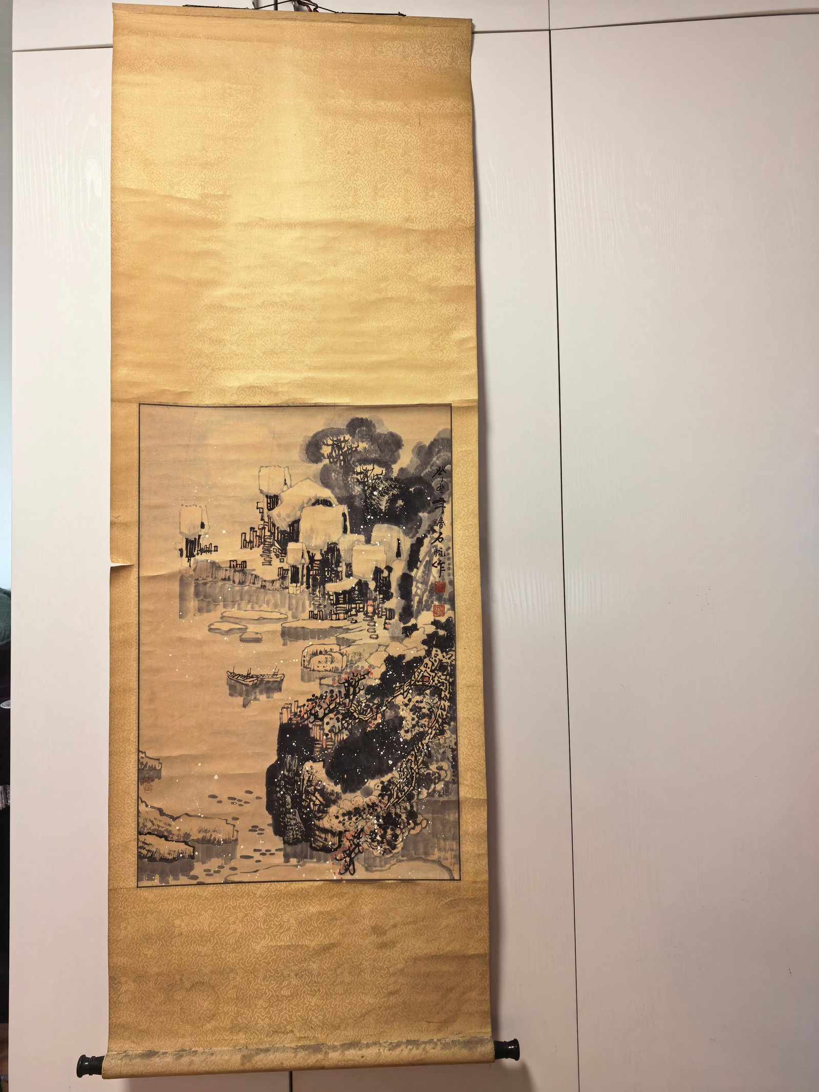 Huang Shifan's ink landscape painting paper vertical scroll: Height: 82cm, Width: 55cm