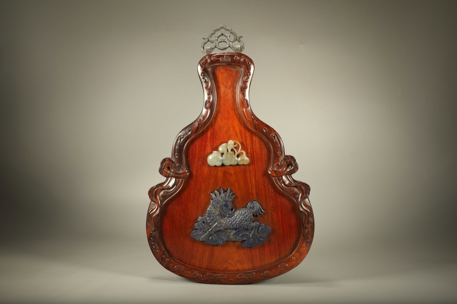 Qing Dynasty Huanghua pear inlaid with jade and lapis lazuli hanging screen (1 of 6)