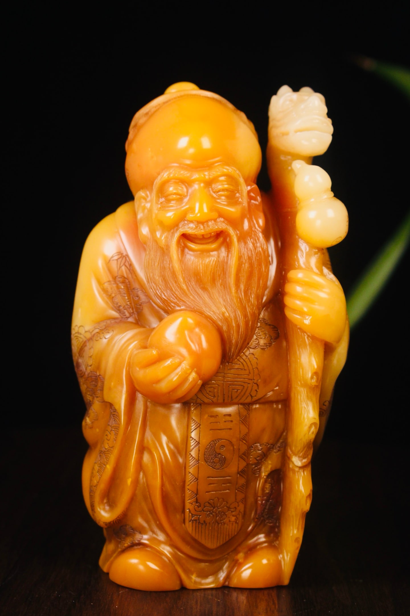 Qing Dynasty Shoushan Tian Huangshi Shouxing: Height: 11.2cm, Width: 6.7cm, Weight: 437g