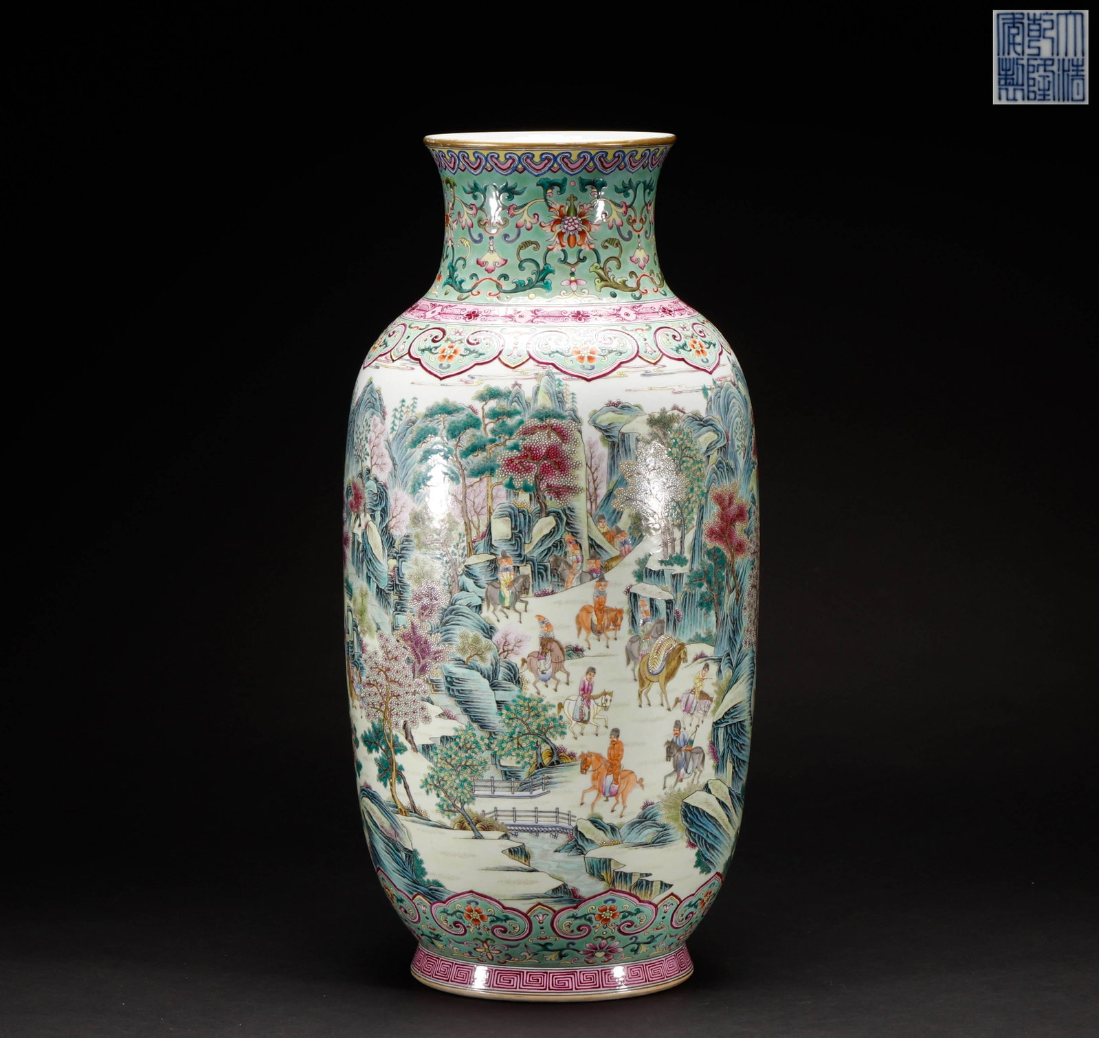 Qing Dynasty Pink Character Story Pattern Bottle: Height: 53cm, Width: 25cm, Weight: 7123g