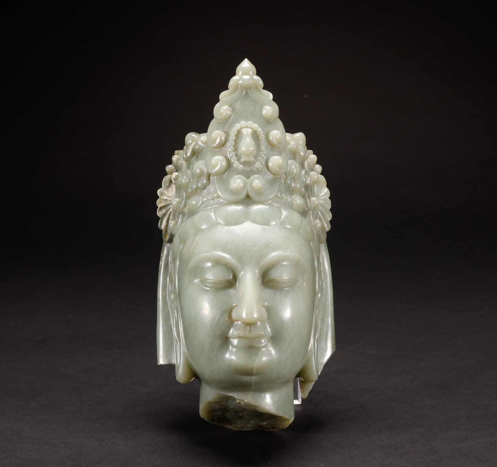 Hetian Jade Buddha Head of the Ming Dynasty (1 of 10)