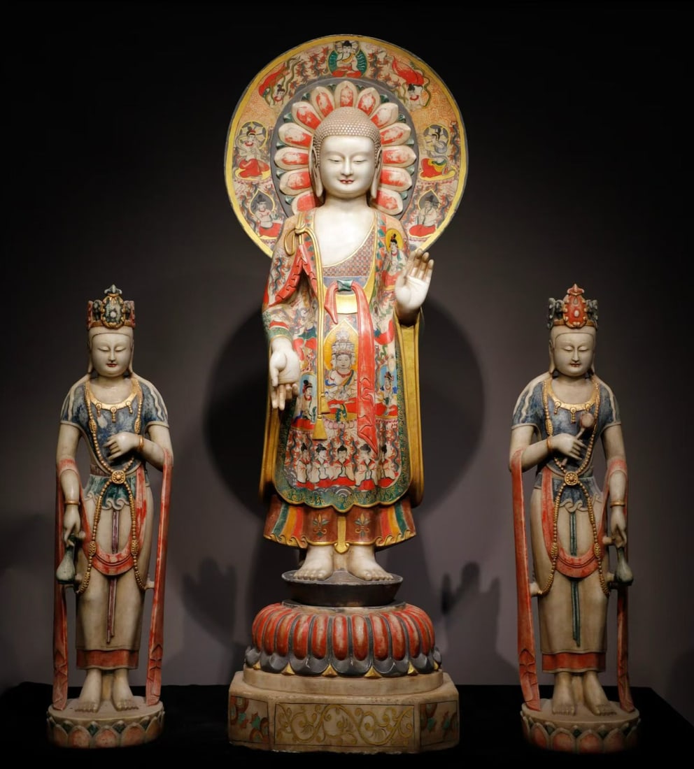 Before the Ming Dynasty, white marble painted three Buddha statues (1 of 9)