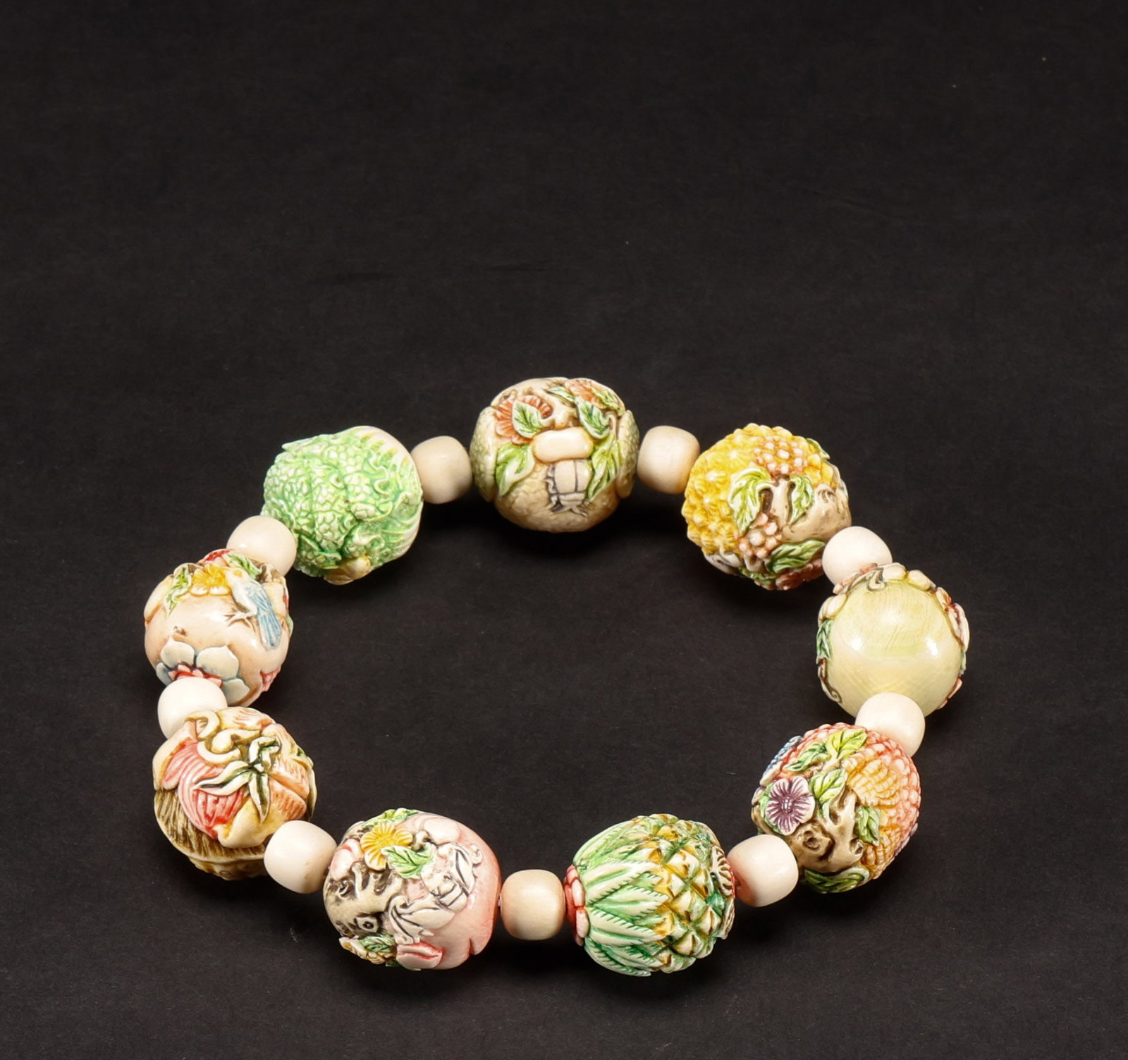 Before the Ming Dynasty, precious bracelets (1 of 8)