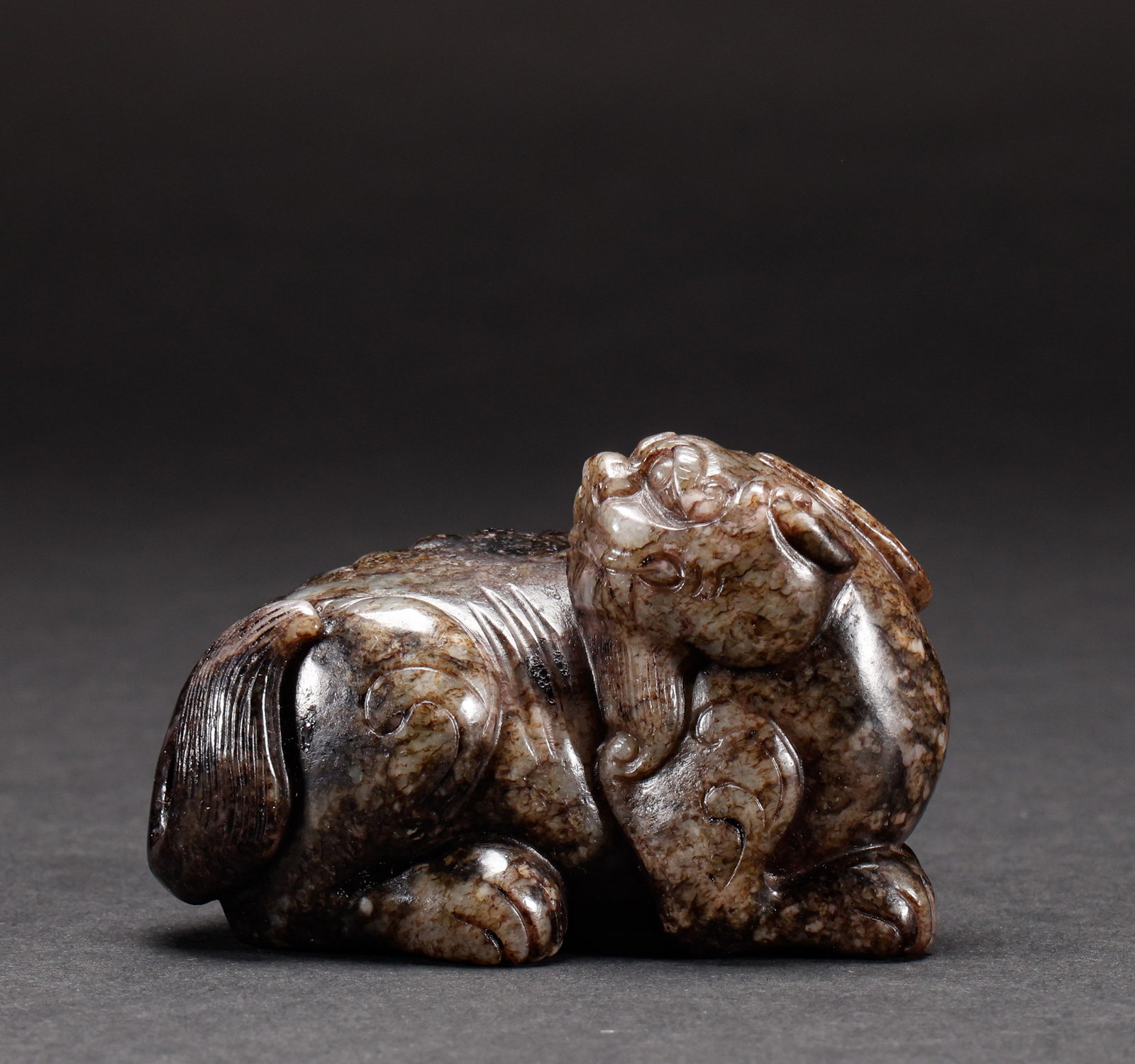 Hetian Jade Beast in the Qing Dynasty (1 of 6)