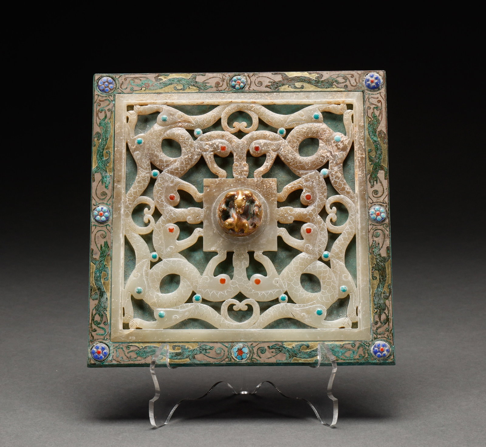 Before the Ming Dynasty, bronze mirrors were inlaid with Hetian jade square mirrors: Height: 20cm, width: 20cm, weight: 1511g